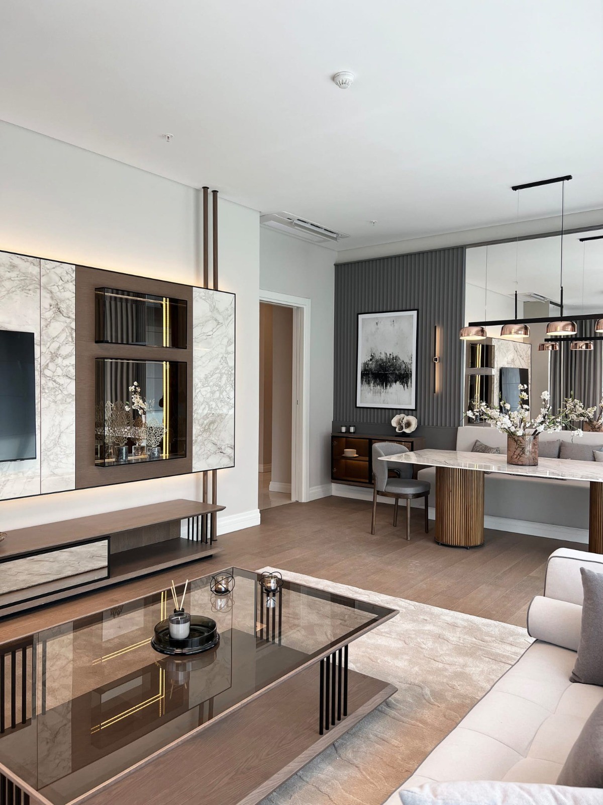 B-001 Great investment opportunity in a high-end integrated project in a prime location image
