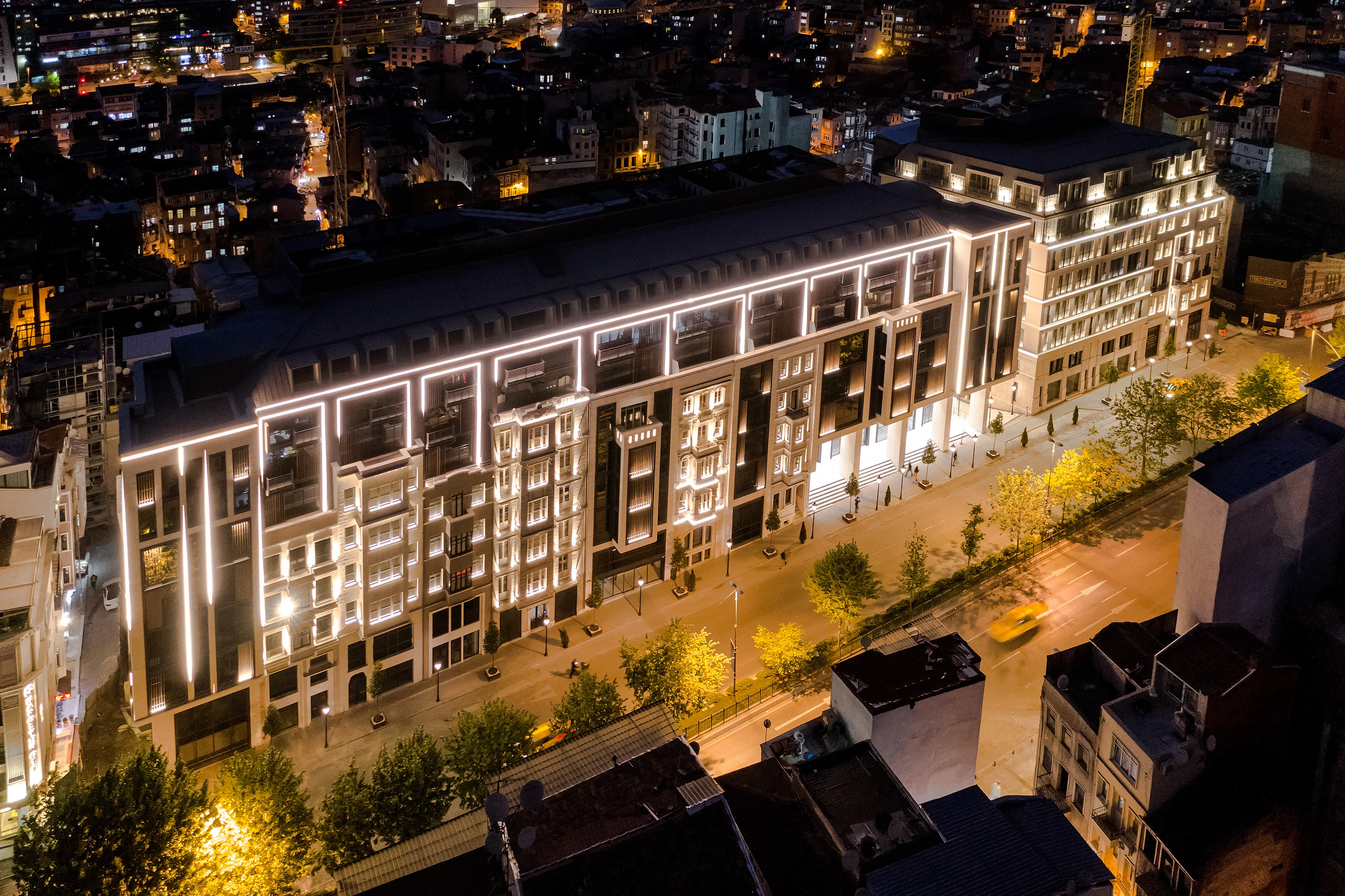 B-001 Great investment opportunity in a high-end integrated project in a prime location image